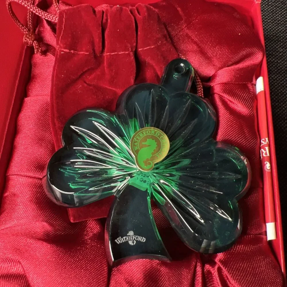 Waterford Crystal 2014 Annual Green Shamrock ornament with enhancer #164589